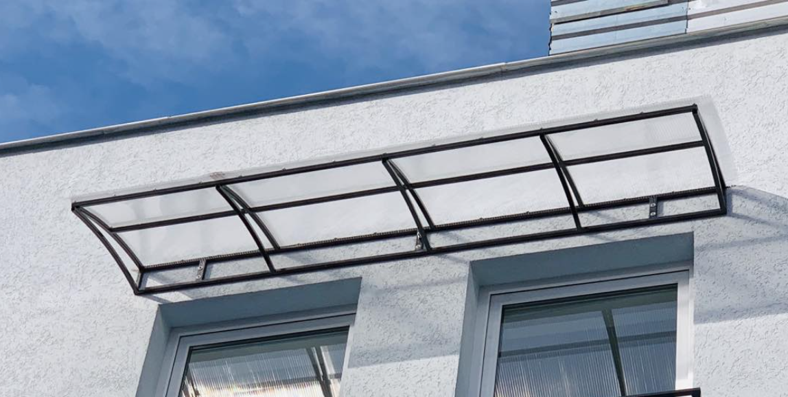 Copertină pentru geam 2,10 m